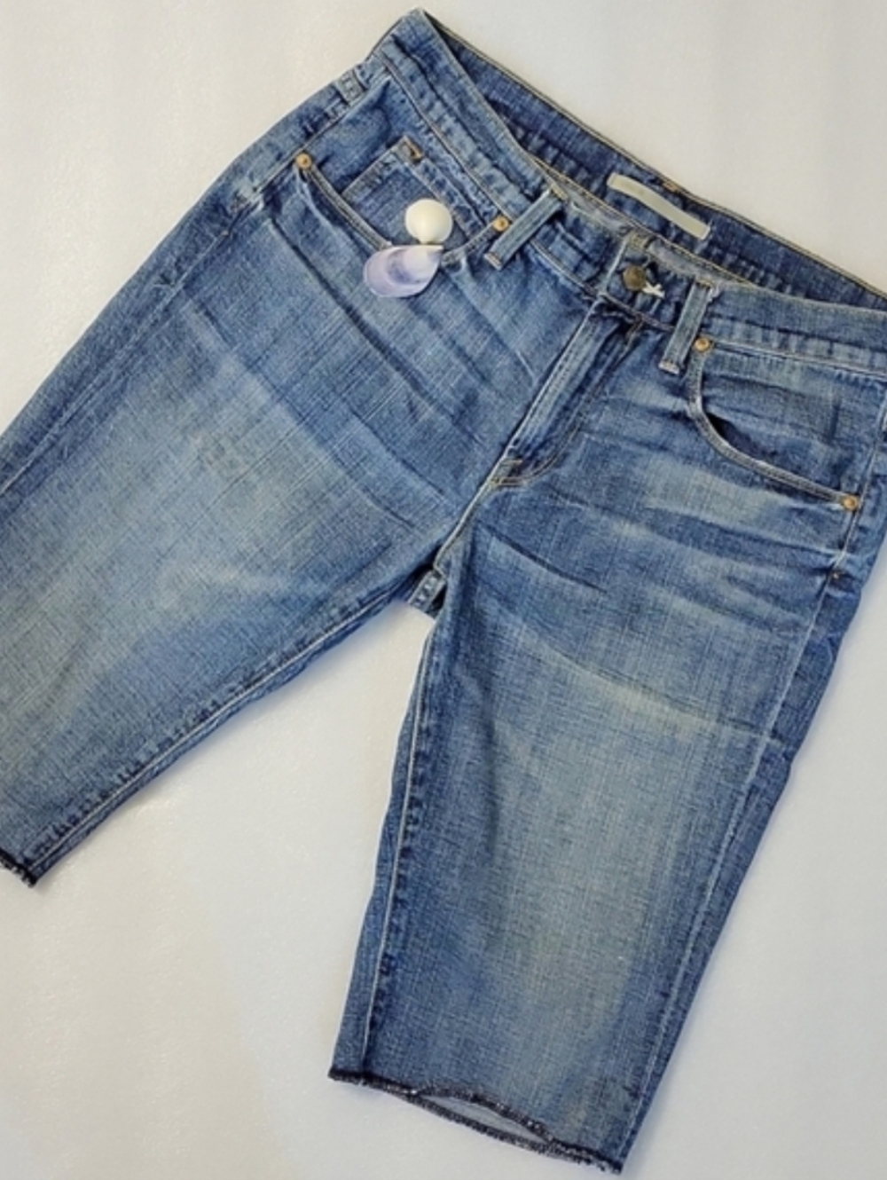 Vince Cutoff Bermuda Jorts - Light Blue